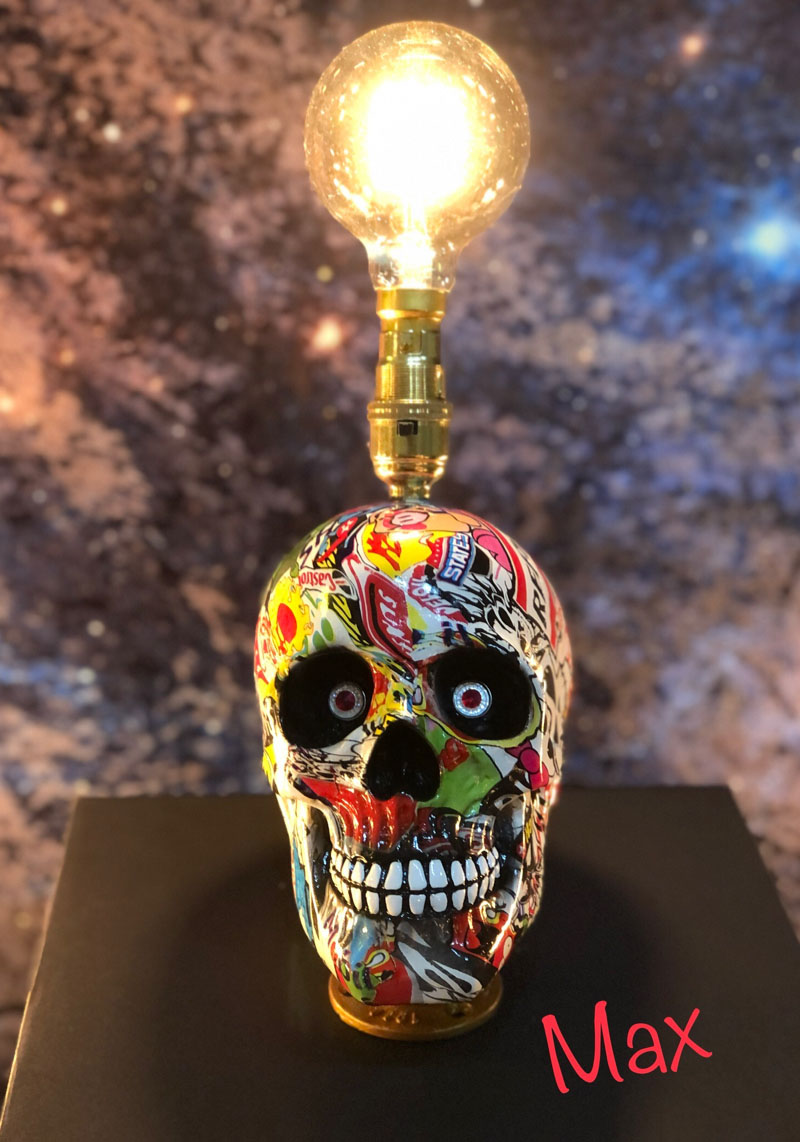 Max Skull Lamp